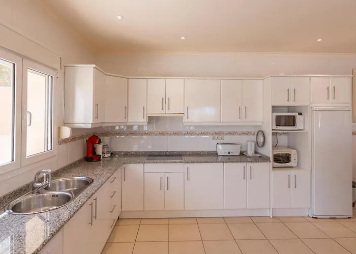 Вілла Chris, Area Of - By Villamar *