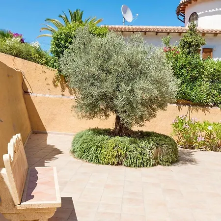 Chris, Area Of - By Villamar Calpe