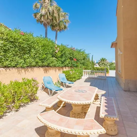 Vila Chris, Area Of - By Villamar