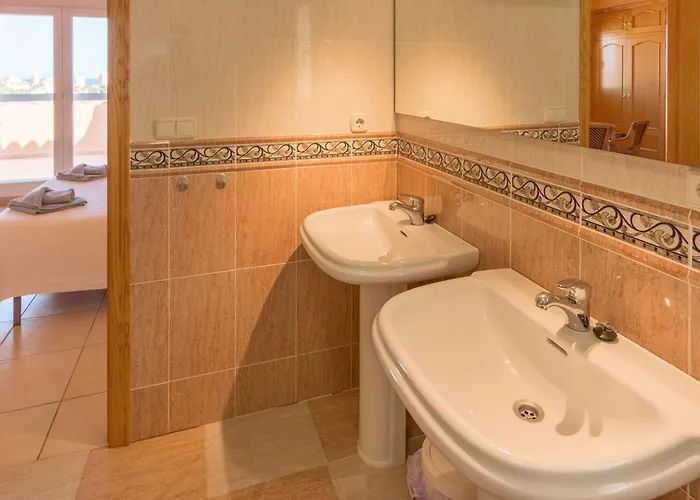 Chris, Area Of - By Villamar 빌라