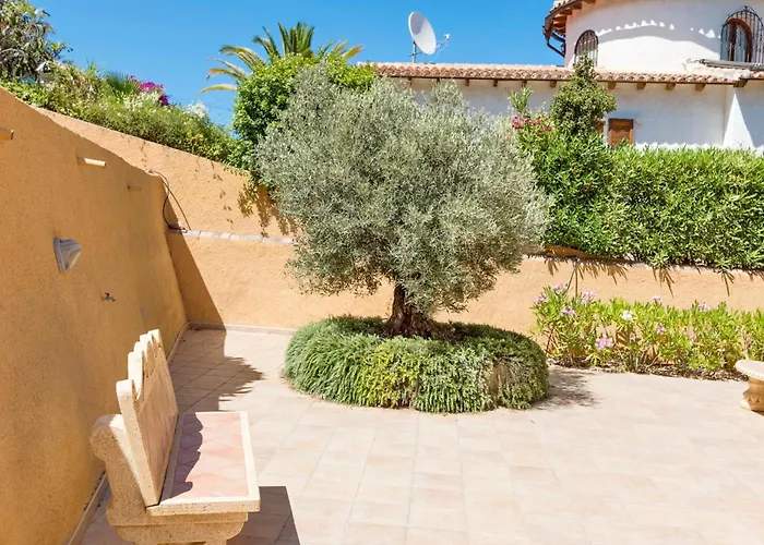 Chris, Area Of - By Villamar